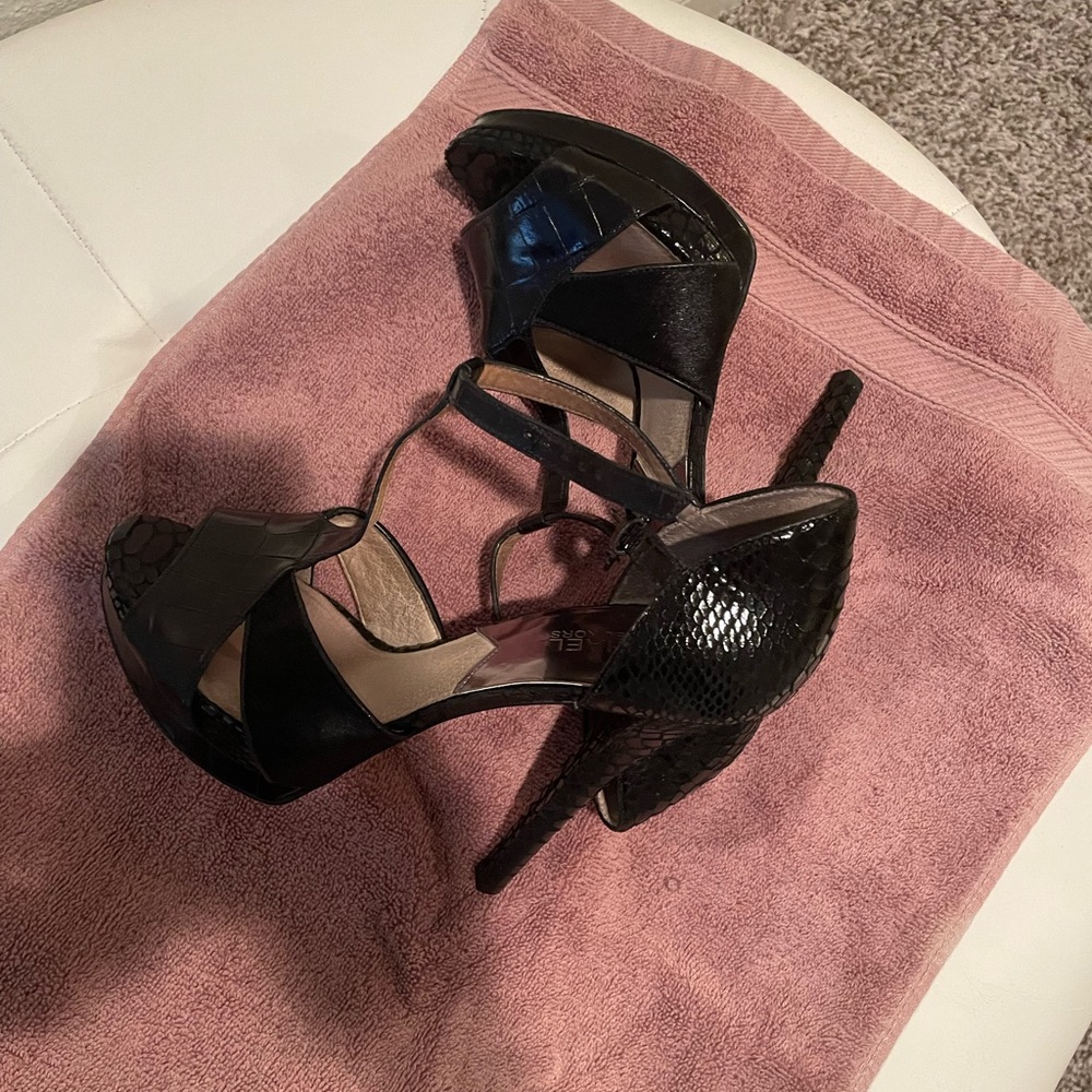 Michael Kors leather and cowhide stunning high heels